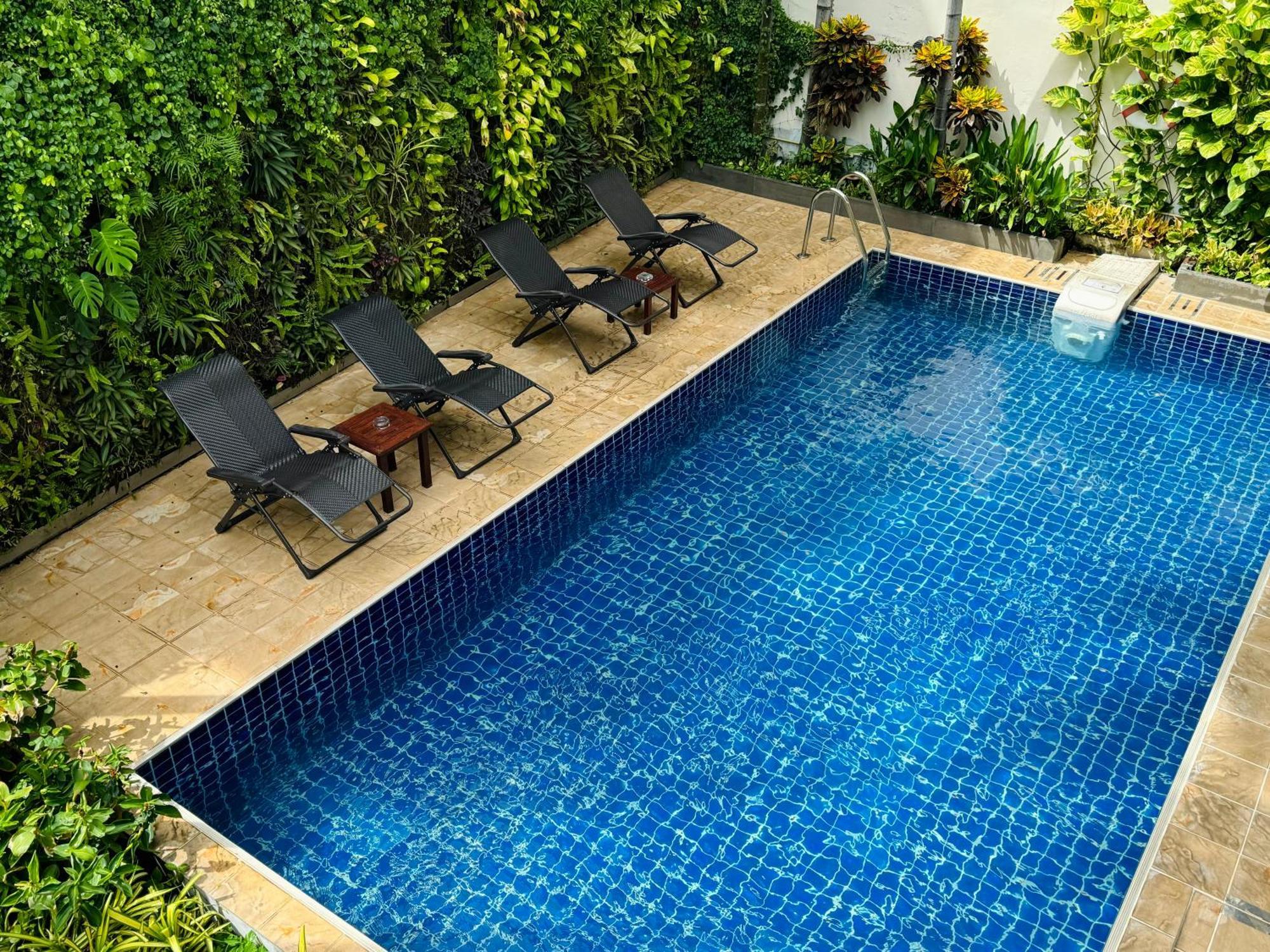 Dinsomon Hotel Bangkok Exterior foto